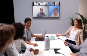 Paket Komplit Smart Meeting Room